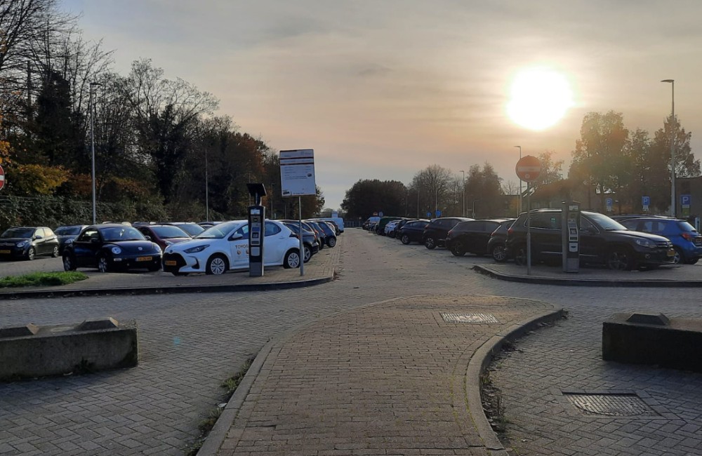 (Parkeer)Druk van de ketel: Tussenoplossing voor parkeerterrein Oude Stad
