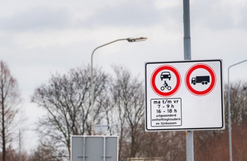 Het regent boetes op Griftdijk-Noord